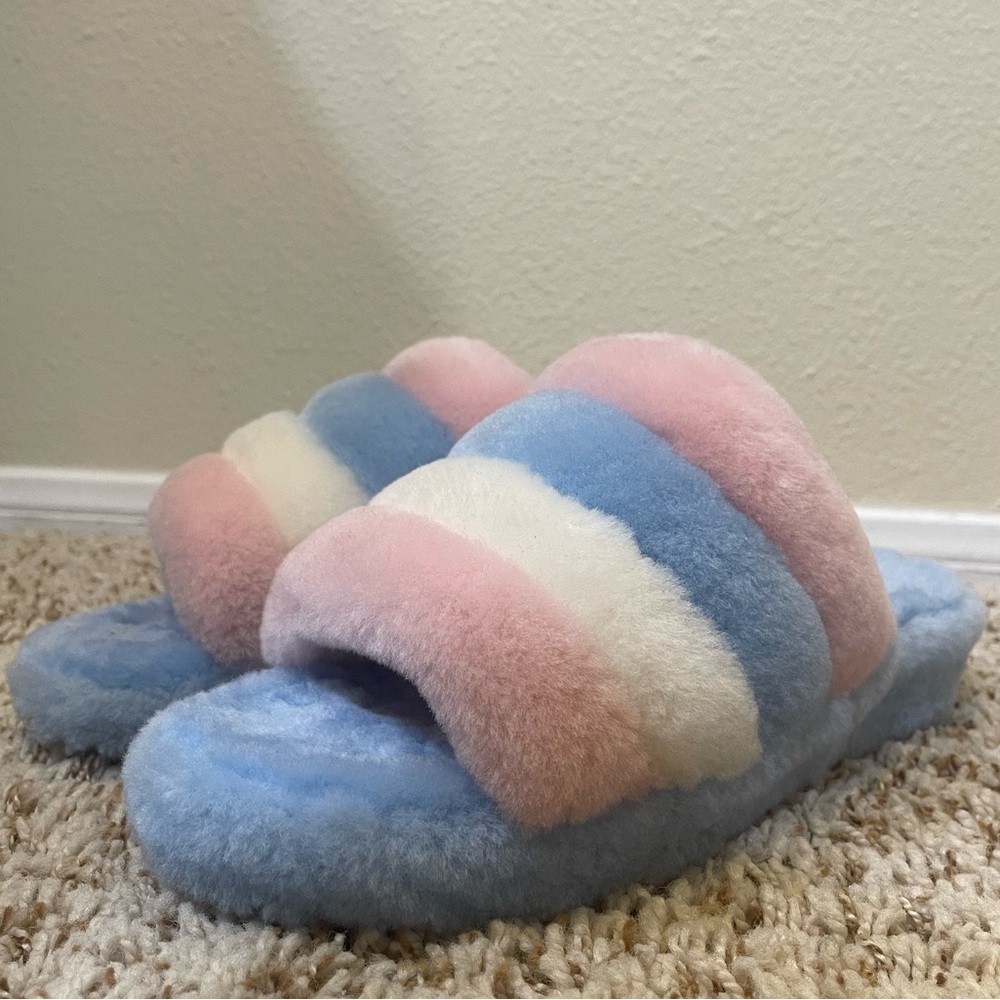 UGG Sherpa Slides